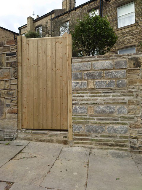 New Gate and re-constructed rear wall