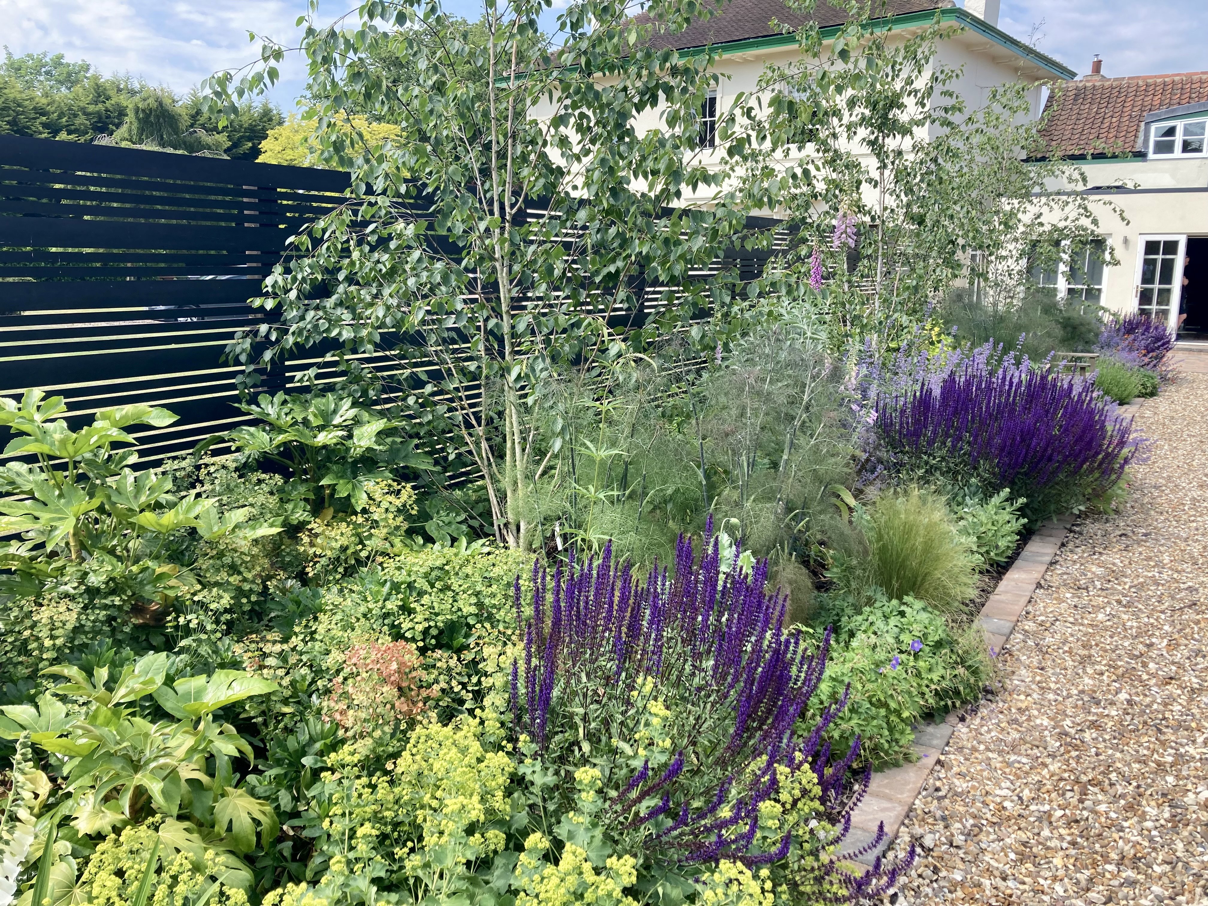 A sunken garden for seating and entertaining