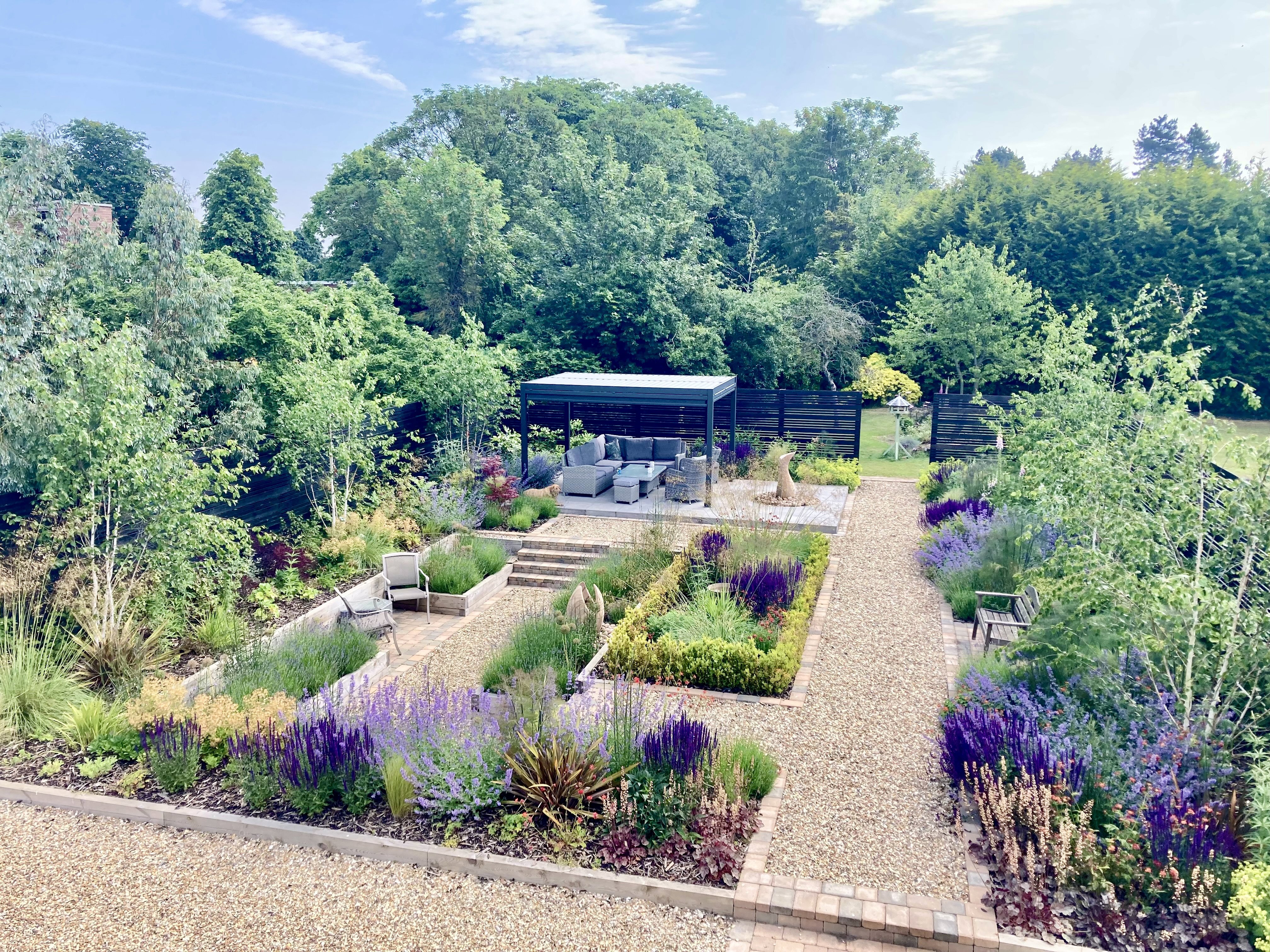 A sunken garden for seating and entertaining