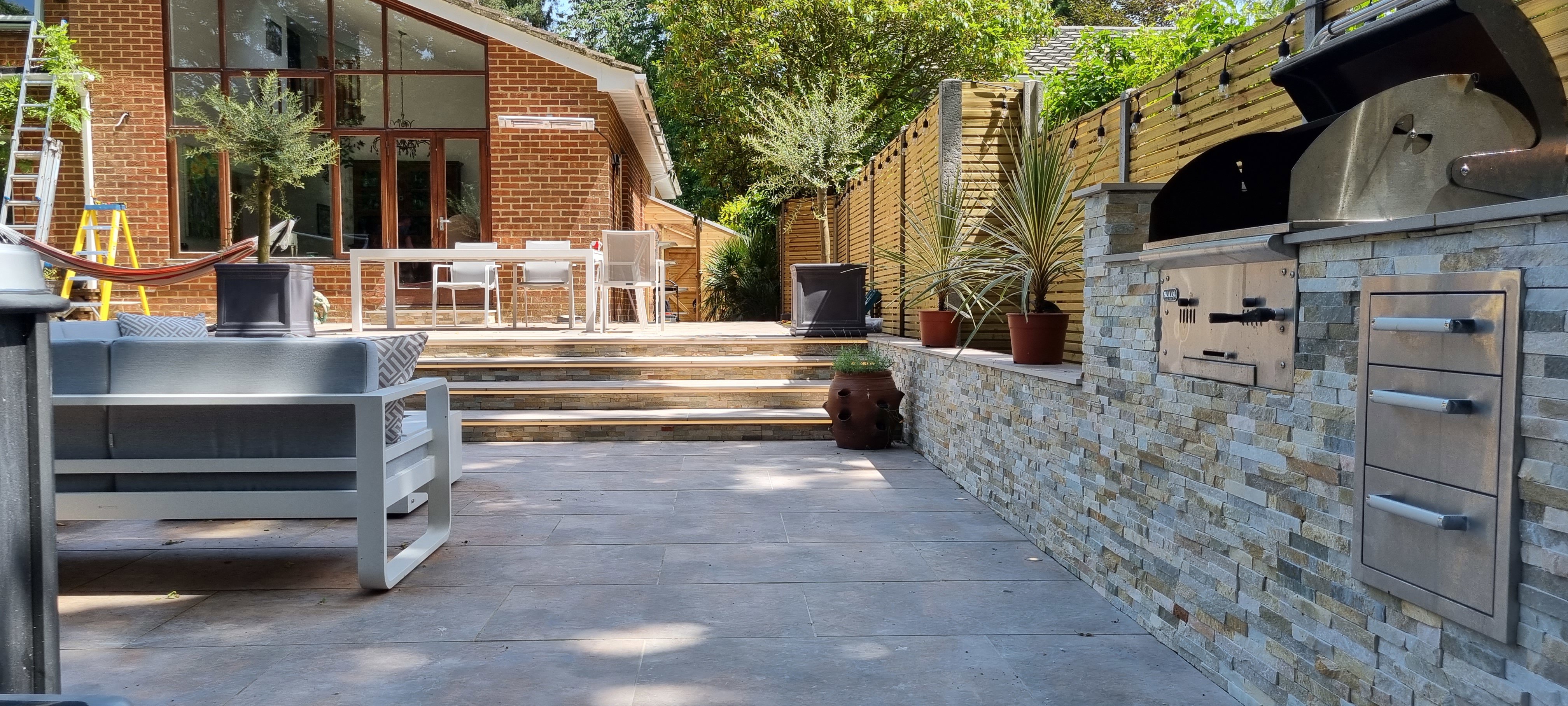 Outdoor kitchen