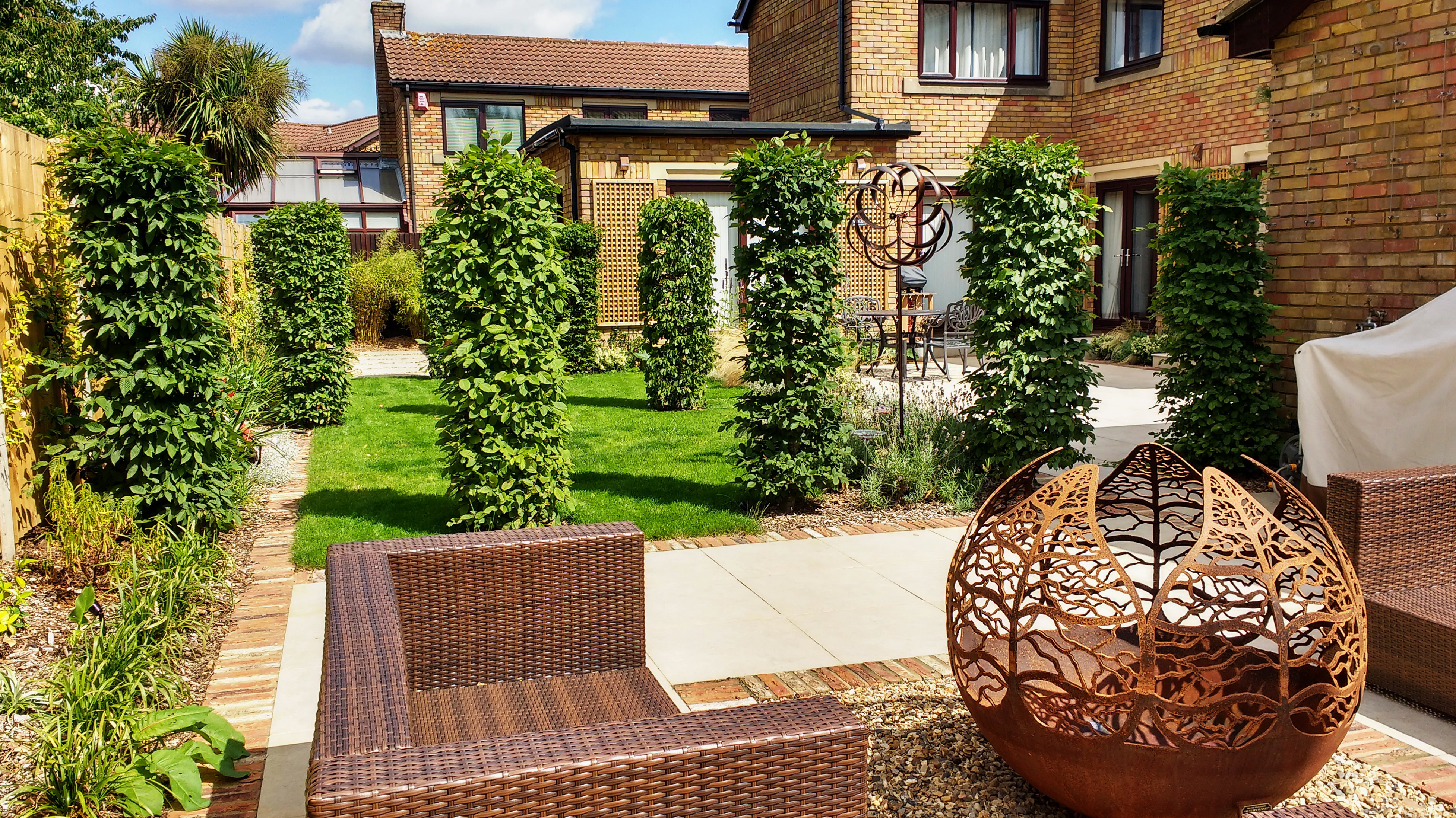 Watertower garden – Uxbridge – firepit